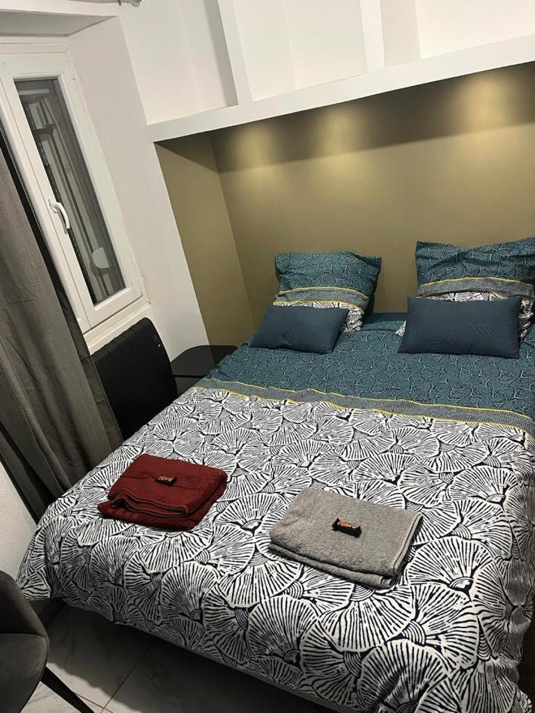 Charmant Studio Dans Maison Apartment Sarcelles Ngoại thất bức ảnh